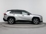 Toyota RAV4 2.5 Plug-in Hybrid AWD Bi-Tone Plus | Glazen panoramadak | JBL-Audio | Onderweg-naar-dealer