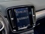 Volvo XC40 2.0 T5 AWD AUT8 INTRO EDITION PANODAK LEDER NAVI CAMERA DIGI-DASH LED LMV PDC