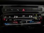 Volkswagen T-Cross 1.0 TSI Goal Edition | Apple carplay | Parkeerhulp | Trekhaak | Navi | LED | Stoelverwarming | 17 '' |