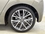 Toyota Yaris 1.5 Hybrid 130 Executive | NL dealeronderhouden | Onderweg-naar-dealer