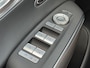 Genesis GV70 AWD SPORT / Fabrieksgarantie tot 06-2029 / SOH 98,7% / 1.800 kg Trekgewicht / Schuif-/Kanteldak / Keyless Entry/Start / Apple Carplay Android Auto / Stuur- Stoel & Achterbank verwarming / Elektische Achterklep / Stoelventilatie / 360/Rondomzicht camera / CCS Snelladen / 20" Velgen /