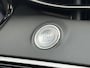 Genesis GV70 AWD SPORT / Fabrieksgarantie tot 06-2029 / SOH 98,7% / 1.800 kg Trekgewicht / Schuif-/Kanteldak / Keyless Entry/Start / Apple Carplay Android Auto / Stuur- Stoel & Achterbank verwarming / Elektische Achterklep / Stoelventilatie / 360/Rondomzicht camera / CCS Snelladen / 20" Velgen /