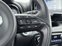 Toyota Yaris 1.5 Hybrid Executive Black Edition | Glazen Panoramadak | 17 inch velgen | Navigatie |