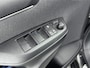 Toyota Yaris 1.5 Hybrid Executive Black Edition | Glazen Panoramadak | 17 inch velgen | Navigatie |