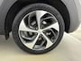 Hyundai Tucson 1.6 T-GDi Comfort 4WD Aut. | Stuur + stoelverwarming | Trekhaak | Trekgewicht 1600kg | El. bed. achterklep | Navigatie |