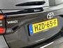 Toyota Yaris 1.5 Hybrid 115 Dynamic Comfort Pack | BTW voertuig | Dodehoek detectie | Stoel+stuurverwarming | Draadloze telefoonlader | Apple CarPlay/Android Auto | Cruise Control Adaptive | Achteruitrijcamera |