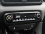 Toyota Yaris 1.5 Hybrid 115 Dynamic Comfort Pack | BTW voertuig | Dodehoek detectie | Stoel+stuurverwarming | Draadloze telefoonlader | Apple CarPlay/Android Auto | Cruise Control Adaptive | Achteruitrijcamera |