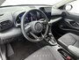 Toyota Yaris 1.5 Hybrid 115 Dynamic Comfort Pack | BTW voertuig | Dodehoek detectie | Stoel+stuurverwarming | Draadloze telefoonlader | Apple CarPlay/Android Auto | Cruise Control Adaptive | Achteruitrijcamera |