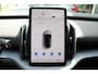 Volvo EX30 Single Motor Extended Range Plus Europa 69 kWh | Adaptieve Cruise Controle | Blind Spot | Achteruitrij Camera | Android Auto/Apple CarPlay | Verwarmbaar Stuurwiel | Verwarmbare voorstoelen |