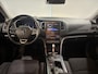 Renault Megane 1.3 - 140PK TCe Limited Automaat | Navi | Parkeersensoren | Apple CarPlay/Android Auto | Climate Control | Cruise Control | Licht & Regen Sensor | Lichtmetalen Velgen | Keyless |