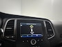 Renault Megane 1.3 - 140PK TCe Limited Automaat | Navi | Parkeersensoren | Apple CarPlay/Android Auto | Climate Control | Cruise Control | Licht & Regen Sensor | Lichtmetalen Velgen | Keyless |