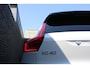 Volvo XC40 2.0 T5 AWD R-Design 248PK (Panoramadak Sportleder Carplay Navi/Camera HarmanKardon Trekhaak Full-Led 19Inch PrivacyGlass Pdc V+A)