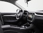 MG MG ZS EV Luxury 45 kWh | panoramadak | Lichtmetalen velgen | stoel verwarming | Camera | navigatie |