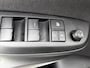 Mazda 2 Hybrid 1.5 Centre-line | Stoelverwarming | Camera | Apple Carplay/Android Auto | Climate Control | LM Velgen |