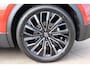 Toyota C-HR / C-HR+ Executive AWD 77 kWh, Inruilpremie €3.000,- BSM, JBL, PANO, Bi-Tone, 360 graden camera!