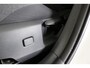 Toyota Corolla Hybrid 140 Dynamic, Parkeersensoren , Stuur en stoelverwarming, Camera, Sensoren, Apple Carplay / Android Auto, Keyless!