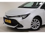 Toyota Corolla Hybrid 140 Dynamic, Parkeersensoren , Stuur en stoelverwarming, Camera, Sensoren, Apple Carplay / Android Auto, Keyless!