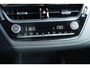 Toyota Corolla Hybrid 140 Dynamic, Parkeersensoren , Stuur en stoelverwarming, Camera, Sensoren, Apple Carplay / Android Auto, Keyless!