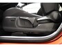 Toyota C-HR / C-HR+ 2.0 Plug-in Hybrid 220 Dynamic, Zwarte 18" inch velgen & Logo's, Oranje Accenten en Remklauwen, Stuur & Stoelverwarming!