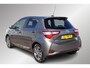 Toyota Yaris 1.5 Hybrid Premium, Pano, Halfleder, Parkeerhulpcamera, Dealer onderhouden!