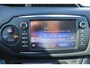 Toyota Yaris 1.5 Hybrid Premium, Pano, Halfleder, Parkeerhulpcamera, Dealer onderhouden!
