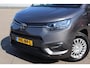 Toyota PROACE CITY Electric Prof 50 kWh, Bijrijdersstoel en 2e schuifdeur, Laadvloer, Camera, Lat om Lat, BSM, Sensoren, Apple Carplay/Android Auto, 3-Fase, Climate & Cruise control!