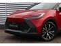 Toyota C-HR / C-HR+ 1.8 Hybrid 140 First Edition, Limited Bi-Tone Stoel- Stuurverwarming, Apple Carplay/Android auto, Elektrische Achterklep!
