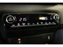 Toyota Yaris 1.5 Hybrid 130 Executive Draadloos Apple Carplay & Android Auto, Stuurverwarming, Parkeersensoren, Stoelverwarming, 17 inch LM velgen!