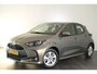 Toyota Yaris 1.5 Hybrid 115 Active, Lichtmetalen Velgen, Camera, Apple Carplay, Android Auto!
