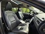 Volvo V70 2.0 T4 Inscription Edition / Schuifdak / Leder / Key-Less / Trekhaak / Navi / Clima / Stoelverwarming / PDC / Cruise /