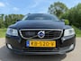 Volvo V70 2.0 T4 Inscription Edition / Schuifdak / Leder / Key-Less / Trekhaak / Navi / Clima / Stoelverwarming / PDC / Cruise /