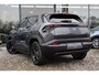 Toyota Urban Cruiser Dynamic 61,1 kWh, Navi, Apple Carplay, Android Auto, Adaptieve cruise control, Stoel / stuurverwarming.