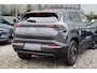 Toyota Urban Cruiser Dynamic 61,1 kWh, Navi, Apple Carplay, Android Auto, Adaptieve cruise control, Stoel / stuurverwarming.