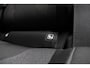 Toyota Urban Cruiser Dynamic 61,1 kWh, Navi, Apple Carplay, Android Auto, Adaptieve cruise control, Stoel / stuurverwarming.