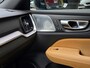 Volvo V60 2.0 T8 AWD Ultra Dark HEICO SPORTIV | Full Option! | Bowers&Wilkins | Massage/ventilatie