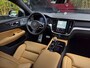 Volvo V60 2.0 T8 AWD Ultra Dark HEICO SPORTIV | Full Option! | Bowers&Wilkins | Massage/ventilatie