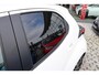 Toyota Yaris 1.5 Hybrid 115 Dynamic, Comfort pack, BSM, Stoel en stuurverwarming, Lendesteun, Apple Carplay / Android Auto.