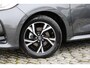 Toyota Yaris 1.5 Hybrid 115 Dynamic Limited, Parkeersensoren, Stoelverwarming, Apple Carplay / Android Auto.