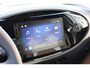 Toyota Aygo X Hybrid 115 play Green, Lm velgen, Getinte ramen, All season banden, Groene Remklauwen.