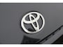 Toyota Aygo X Hybrid 115 Play. Apple Carplay, Extra Getint glas, Android Auto, Adaptieve cruise control, Parkeercamera, Road sign assist.