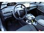 Toyota C-HR / C-HR+ First Edition 77 kWh,€1200,- Voordeel snel rijden , Apple Carplay, Android auto.