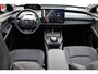 Toyota C-HR / C-HR+ Executive AWD 77 kWh, € 3.000 Inruil Voordeel ! Panoramadak, Apple carplay / Android auto.