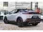 Toyota C-HR / C-HR+ Executive AWD 77 kWh, € 3.000 Inruil Voordeel ! Panoramadak, Apple carplay / Android auto.