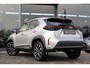 Toyota Yaris Cross 1.5 Hybrid 115 Dynamic, Comfortpack, BSM, Stoel en Stuurverwarming, Parkeersensoren.