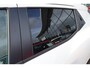 Toyota Urban Cruiser Executive 61 kWh, JBL, 360 Camera, € 2.500 Inruil Voordeel ! Adaptieve cruise control, Apple Carplay / Android Auto.