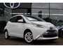 Toyota Aygo 1.0 VVT-i x-pure, LM Velgen, Bluetooth, Speed limiter, Airco, Parkeercamera.
