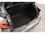 Toyota Yaris 1.5 Hybrid 115 Dynamic Limited Parkeersensoren, Stoelverwarming, Apple Carplay / Android Auto.