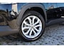 Toyota Corolla Cross 2.0 High Power Hybrid Active Apple carplay , Android auto.