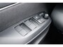 Toyota Yaris 1.5 Hybrid 115 Dynamic , Comfort Pakket , Stoel- en stuurverwarming , Parkeersensoren