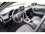 Toyota RAV4 2.0 VVT-iE Active, Trekhaak trekgewicht 2000KG, Parkeercamera, Adaptieve cruise control, speed limiter.